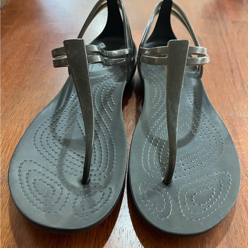 CROCS comfort black sandals women’s 9